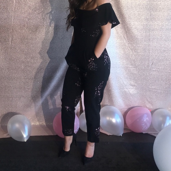 Floral jumpsuit - Picture 2 of 3